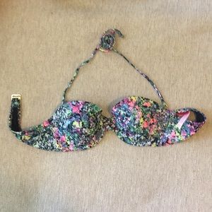 36B Victoria Secret swim bra top
